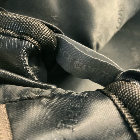 SALE BUY IT NOW. VINCE CAMUTO multi  color sequins makeup bag. Top signed zipper - Picture 7 of 10